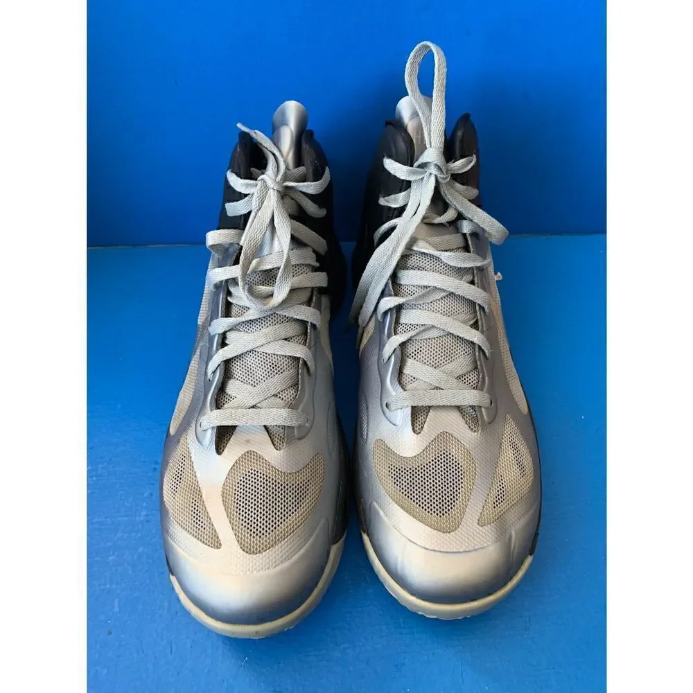 Nike HYPERFUSE Basketball Wolf Gray/ Metallic Silver/ Black Sneakers Men Sz 10.5